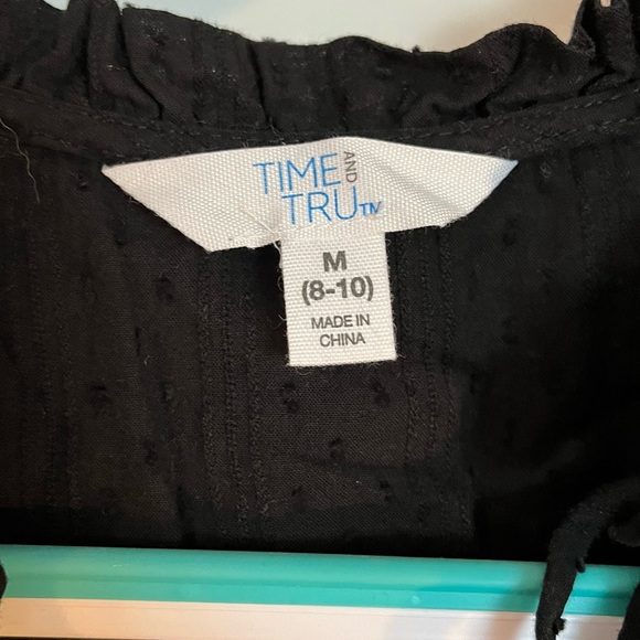 Time and Tru blouse. Size M 8-10. Black - Picture 2 of 4